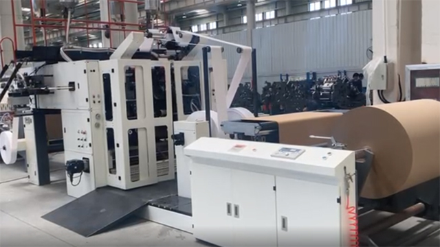 Máquina para fabricar sacos de papel kraft com alças chatas ZD-F550NB