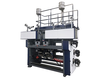 Máquina automática para fabricação de sacos de papel kraft com aba e alças torcidas/chatas