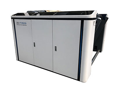 Máquina para fabricação de sacos de papel kraft com aba