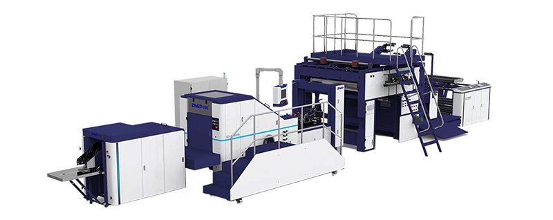 Máquina para fabricação de sacos de papel kraft com alças chatas dobradas